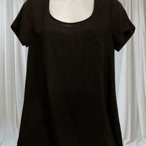 Light Weight  Black Short Sleeve Sheer Women's Layering Top size medium